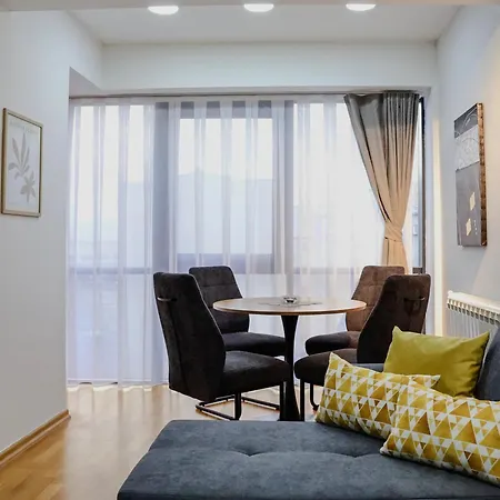 Luca's Urban Apartman Szkopje