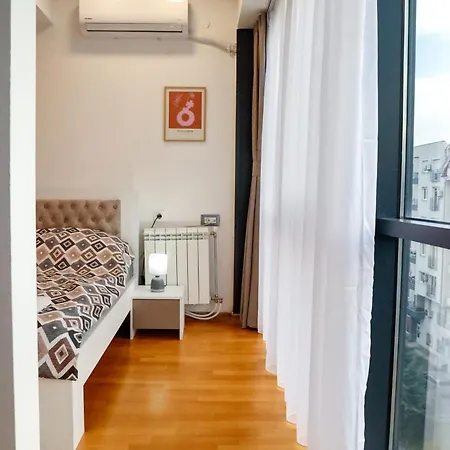 Luca's Urban Apartman